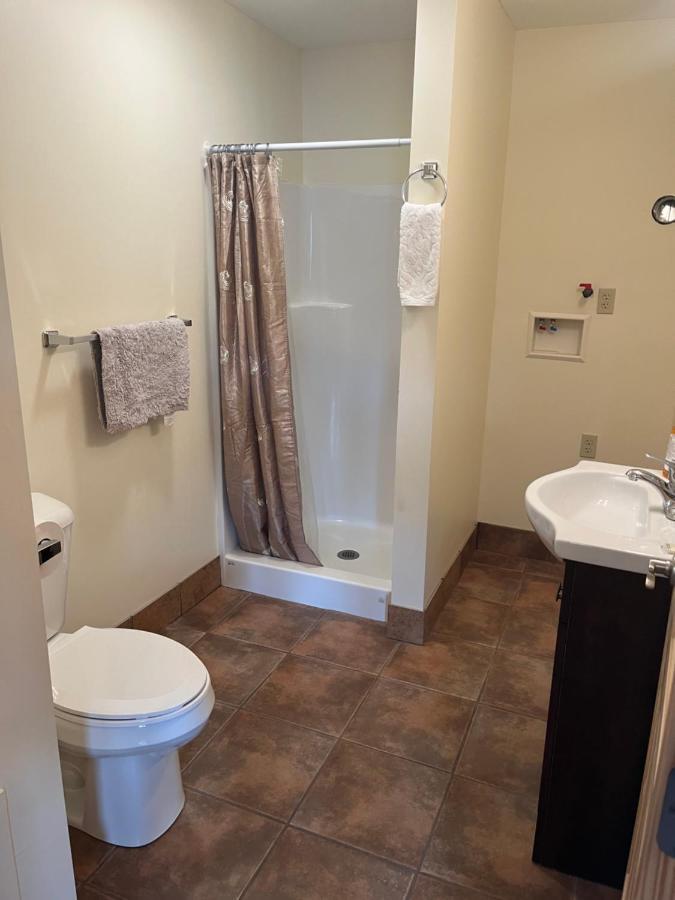 Creekside Downtown Vacation Suites, Only Adults 25 Or Older Μπάφαλο Εξωτερικό φωτογραφία